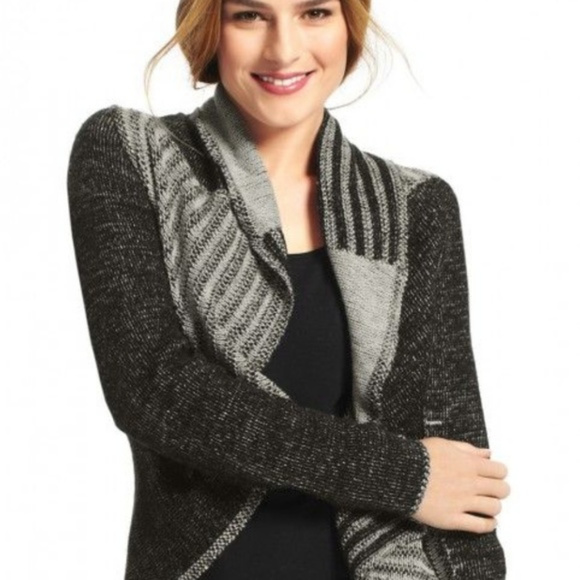 CAbi Sweaters - CAbi Sweater Size M